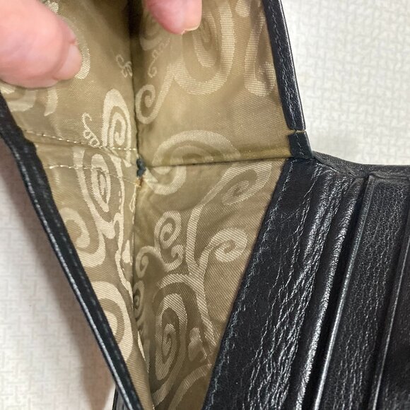 EUC Brighton Black Pebble Leather Wallet - Picture 8 of 8